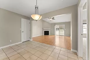 3903 Balmoral Dr, Champaign, IL 61822 - Photo 14