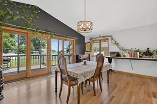 1722 Sharon Rd, Streator, IL 61364 - Photo 6