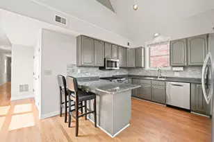 920 W Wolfram St, Chicago, IL 60657 - Photo 6