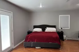 3908 N Bernard St, Chicago, IL 60618 - Photo 10