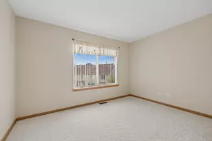 1109 Grass Lake Dr, Fox Lake, IL 60020 - Photo 14