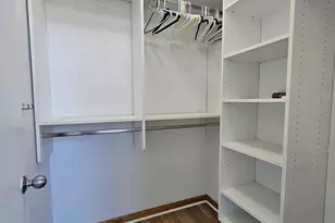 809 N Racine Ave, Chicago, IL 60642 - Photo 18