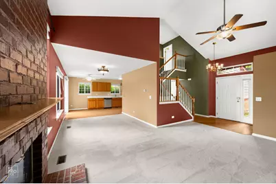 2041 Clarewood Lane #2041, Mundelein, IL 60060 - Photo 2