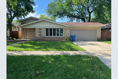 5504 Oak Center Drive, Oak Lawn, IL 60453 - Photo 1
