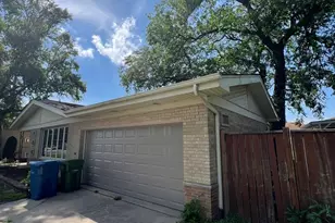 5504 Oak Center Dr, Oak Lawn, IL 60453 - Photo 4