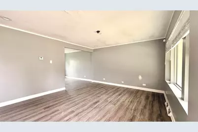 10649 S Sangamon Street, Chicago, IL 60643 - Photo 2