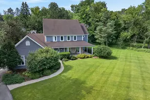 6611 Cape Cove Cir, Crystal Lake, IL 60012 - Photo 8