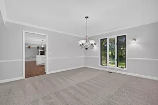 6611 Cape Cove Cir, Crystal Lake, IL 60012 - Photo 20