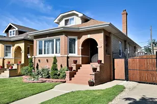 2924 N Linder Ave, Chicago, IL 60641 - Photo 2