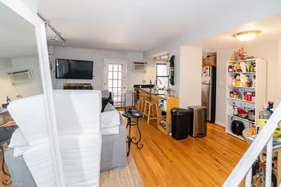 455 W Grant Place #1, Chicago, IL 60614 - Photo 2