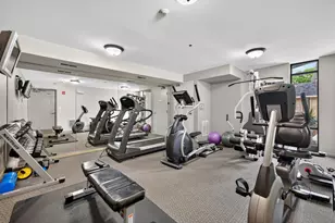 135 S York St, Elmhurst, IL 60126 - Photo 24
