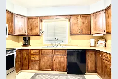25445 Indian Ridge Road, Sterling, IL 61081 - Photo 12