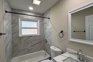 2036 Lake Ave, Wilmette, IL 60091 - Photo 6