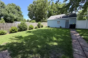 1914 N Lasalle St, Ottawa, IL 61350 - Photo 18