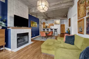1110 W 15th St, Chicago, IL 60608 - Photo 4