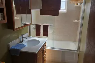 6213 W Newport Ave, Chicago, IL 60634 - Photo 12
