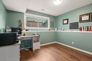 2201 Pontiac Cir, Naperville, IL 60565 - Photo 36