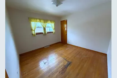 12850 S Commercial Avenue, Chicago, IL 60633 - Photo 4