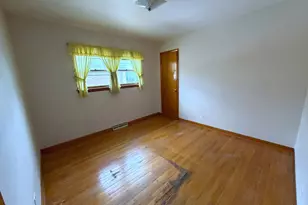12850 S Commercial Ave, Chicago, IL 60633 - Photo 4