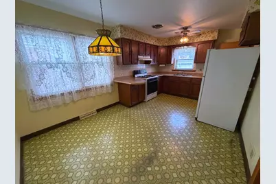 12850 S Commercial Avenue, Chicago, IL 60633 - Photo 2