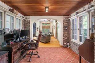815 N Eagle St, Naperville, IL 60563 - Photo 10