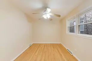 2972 S Loomis St, Chicago, IL 60608 - Photo 16