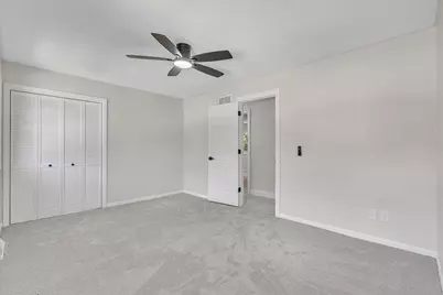 135 Sherwood Drive, Geneseo, IL 61254 - Photo 36