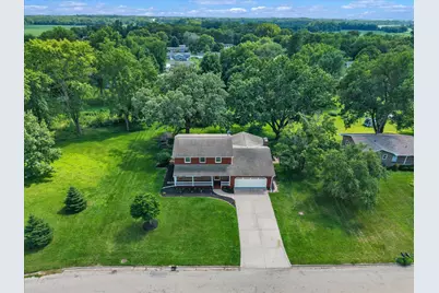 135 Sherwood Drive, Geneseo, IL 61254 - Photo 68