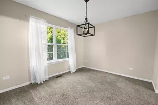 631 Crystal Springs Ct, Fox Lake, IL 60020 - Photo 8