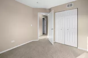 631 Crystal Springs Ct, Fox Lake, IL 60020 - Photo 20