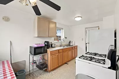 2121 S 14th Avenue, Broadview, IL 60155 - Photo 6