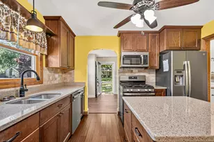 718 E Chestnut St, Monticello, IL 61856 - Photo 16