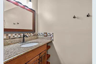 718 E Chestnut Street, Monticello, IL 61856 - Photo 26