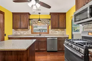 718 E Chestnut St, Monticello, IL 61856 - Photo 14