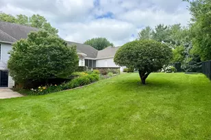 2202 Meadows Dr, Sterling, IL 61081 - Photo 58