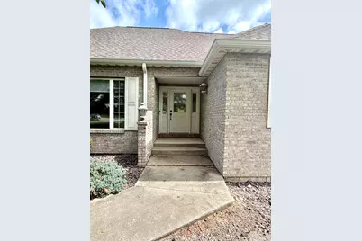 2202 Meadows Drive, Sterling, IL 61081 - Photo 6