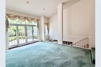 2202 Meadows Drive, Sterling, IL 61081 - Photo 10