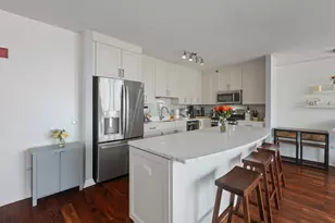 33 W Ontario St, Chicago, IL 60654 - Photo 14