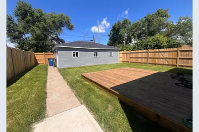 15116 Marshfield Avenue, Harvey, IL 60426 - Photo 20