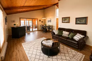 4122 W Lake Shore Dr, Wonder Lake, IL 60097 - Photo 10