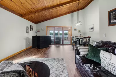 4122 W Lake Shore Drive, Wonder Lake, IL 60097 - Photo 12
