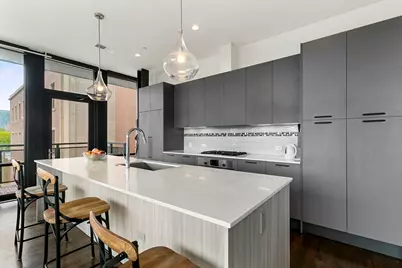 147 N Euclid Avenue #401, Oak Park, IL 60302 - Photo 4