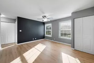413 Sidney Ave, Glendale Heights, IL 60139 - Photo 2