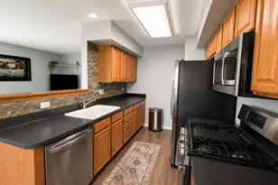39082 Welsh Ln, Beach Park, IL 60083 - Photo 6