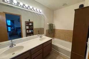 39082 Welsh Ln, Beach Park, IL 60083 - Photo 14