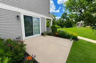 39082 Welsh Ln, Beach Park, IL 60083 - Photo 20