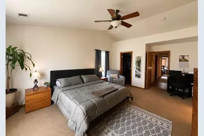 39082 Welsh Lane, Beach Park, IL 60083 - Photo 12