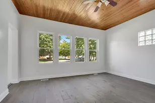 12851 Clinton St, Blue Island, IL 60406 - Photo 10