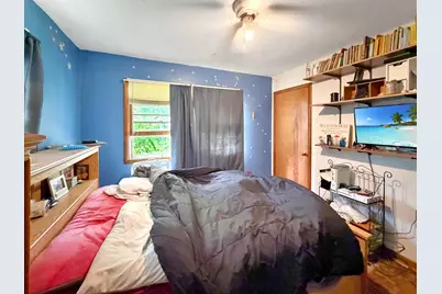 807 E Illinois Street, Freeport, IL 61032 - Photo 14