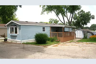 1332 Douglas Avenue #84, Montgomery, IL 60538 - Photo 2